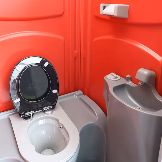 Toilettes mobiles en plastique HDPE Toilettes extérieures préfabriquées Toilettes portatives